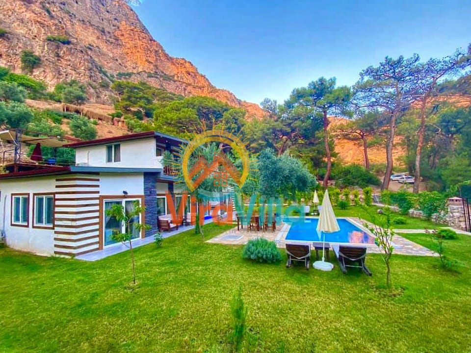 Doğa Manzaralı Villa Kirala- Viravilla.com